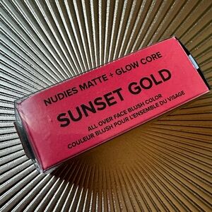 NUDESTIX NUDIES Matte + Glow Core All Over Face Blush Color - SUNSET GOLD - NEW